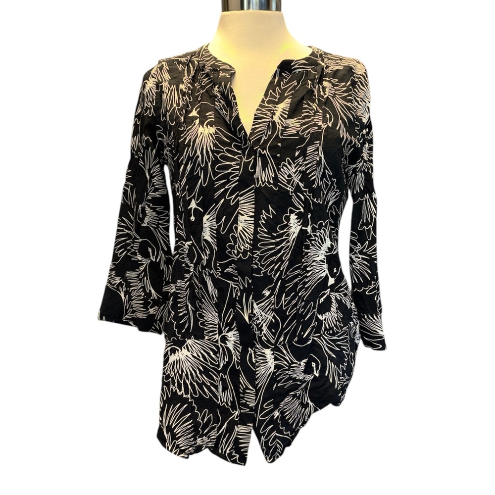 Maeve Anthro blouse bird print 3/4 sleeves button-down V-neckline Size 6
